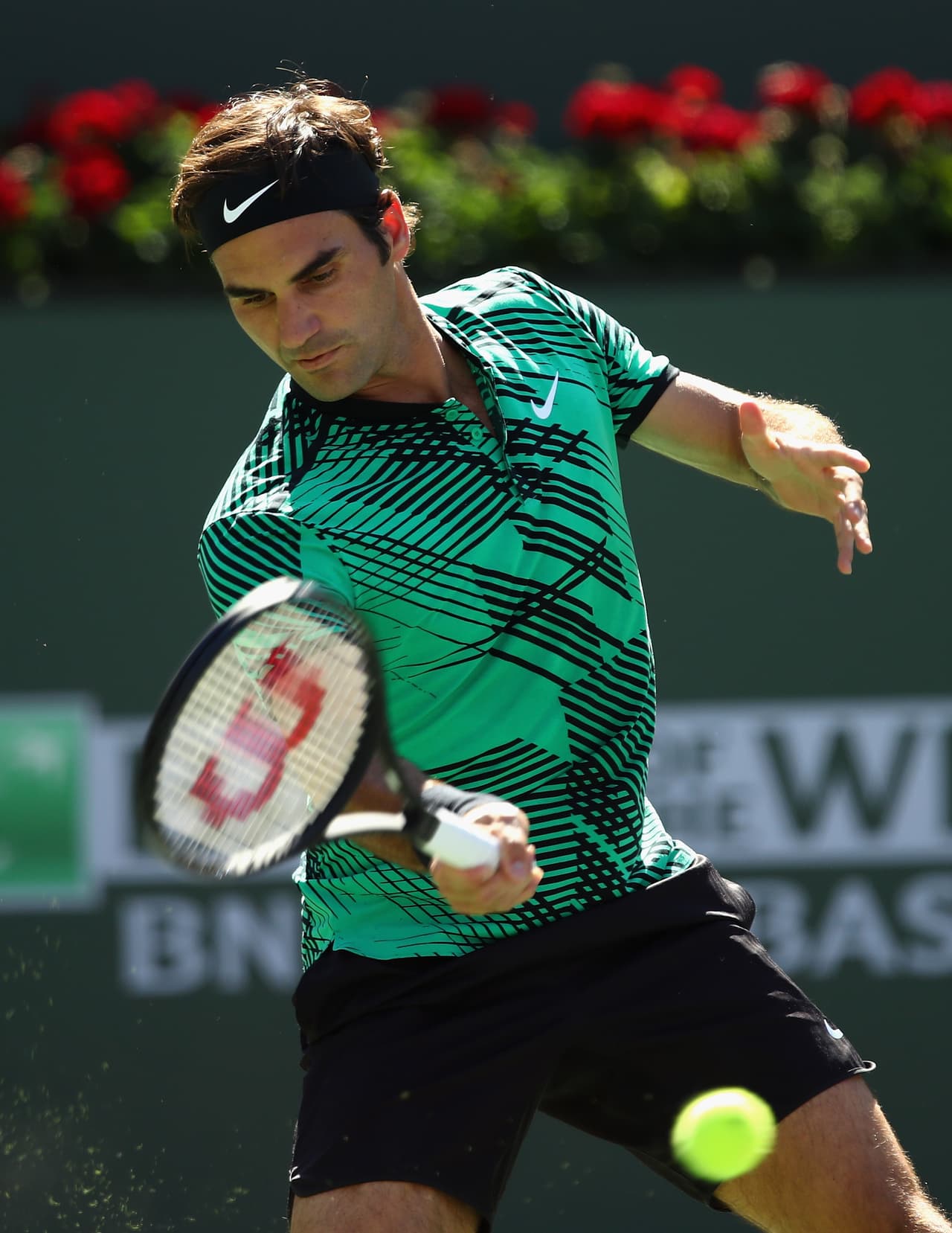 Federer logró 23 tiros ganadores de los cuales, 16 fueron con su revés.