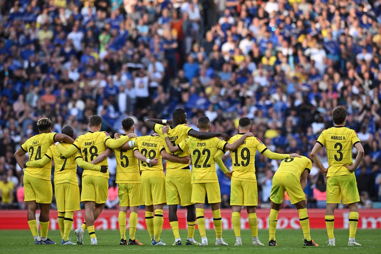 Liverpool derrotó en penales (6-5) al Chelsea tras empatar 0-0 en el tiempo regular para levantar la octava FA Cup de su historia en Wembley.
