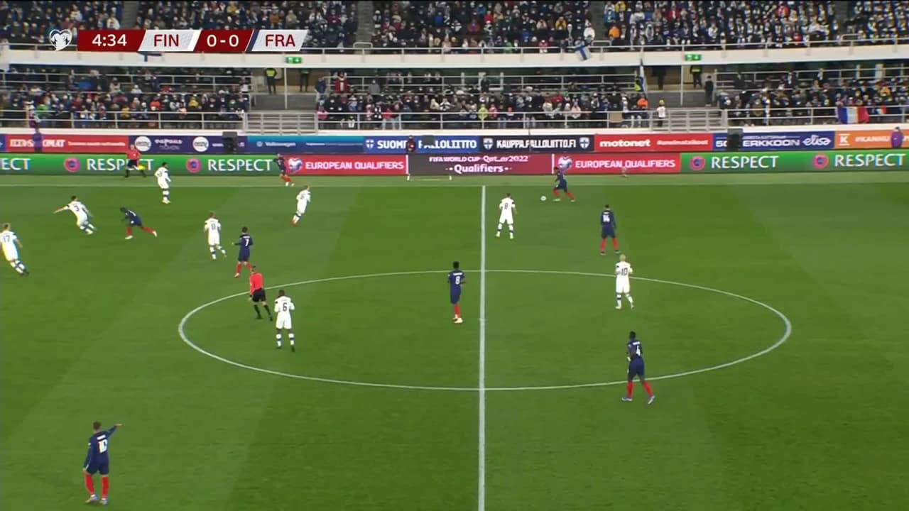 ¡TIRO ATAJADO! disparo por Moussa Diaby.