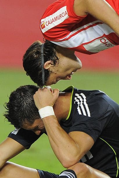 Por momentos parecía que el Murcia estaba sacando de toda concentración a los madridistas.