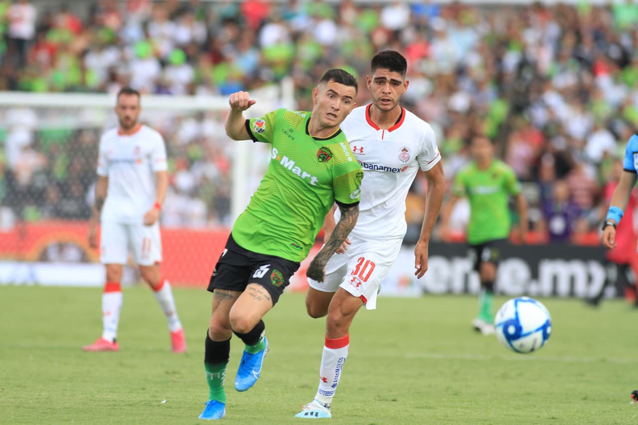 La escuadra escarlata no generó ocasiones de peligro al frente.