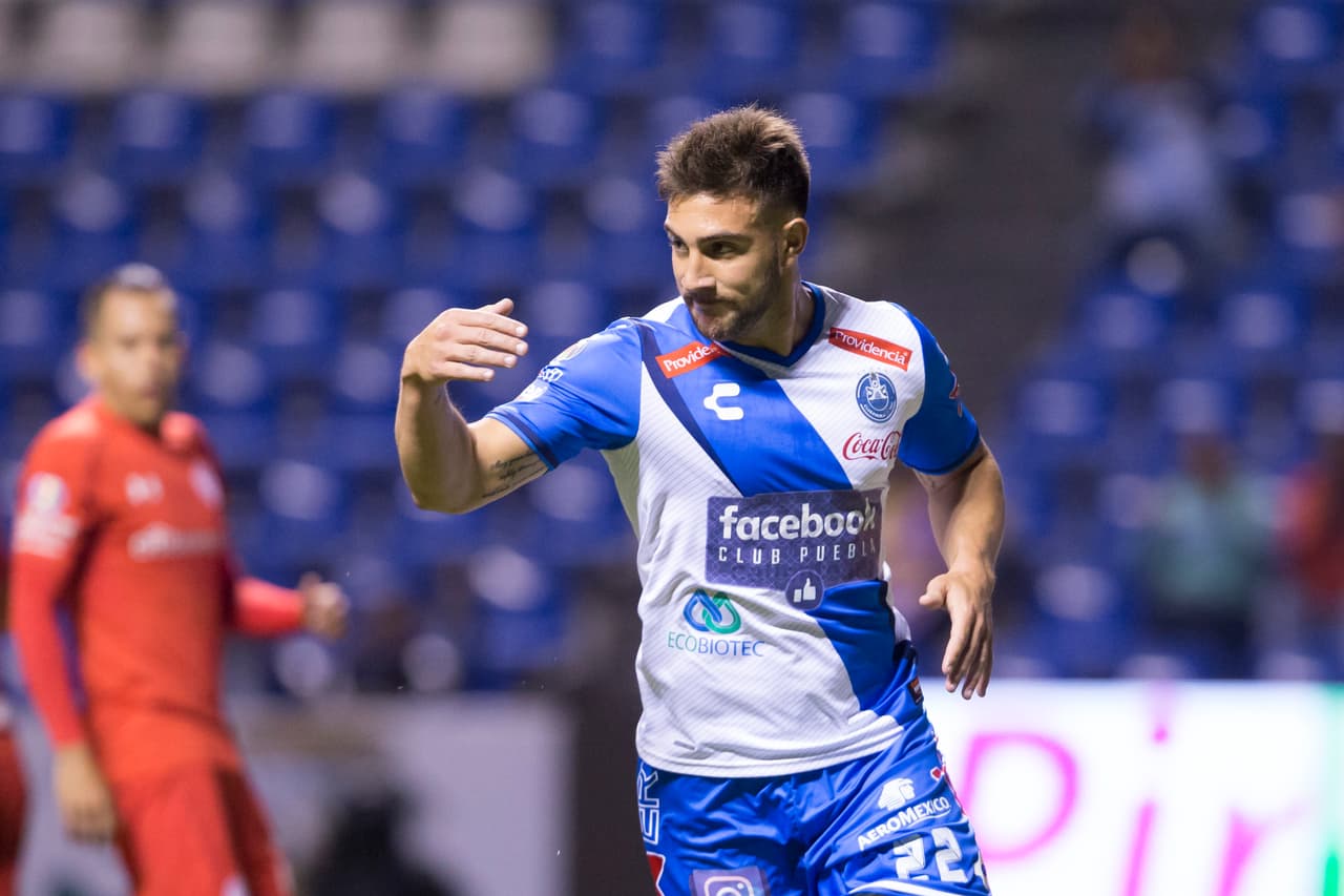 Lucas Cavallini puso cifras definitiras al minuto 28 con un disparo que venció al arquero rival tras un buen pase filtrado.