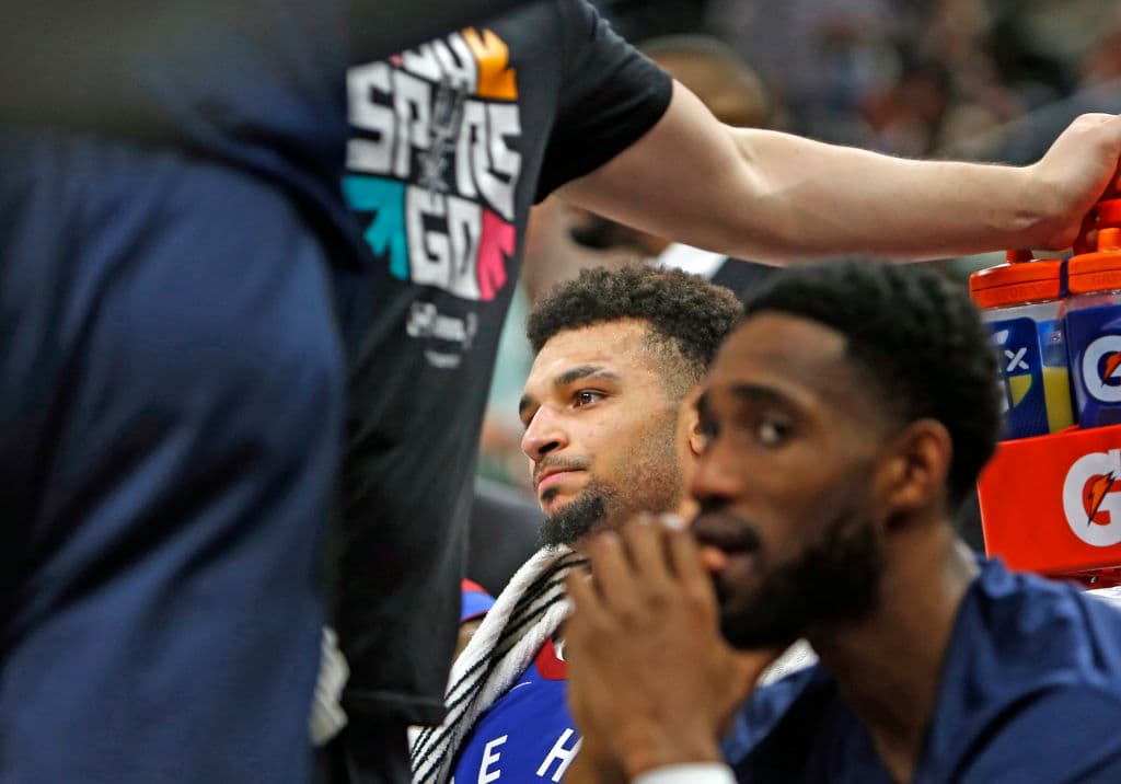 Los San Antonio Spurs forzaron al séptimo y decisivo juego de la serie de primera ronda de Playoffs ante los Denver Nuggets. Les compartimos las mejores imágenes.