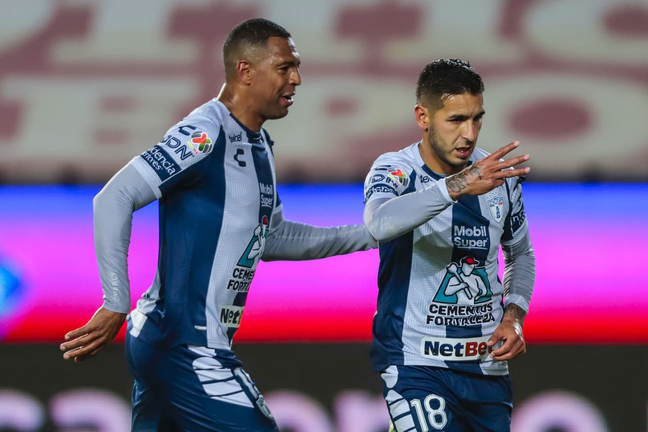 Con goles de Ismael Sosa y Kevin Álvarez, Pachuca rompe la maldición y logran vencer 2-1 a Tijuana.Pachuca pasa del último lugar al penúltimo y Xolos se queda con la octava plaza.