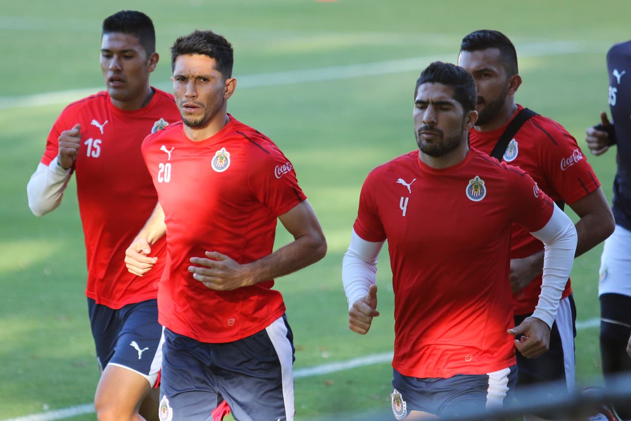 En medio de la jornada de amistosos de FIFA, Chivas de Guadalajara entrenó en Chivas Verde Valle y trabaja con la idea de mejorar en el Clausura 2019 de Liga MX.