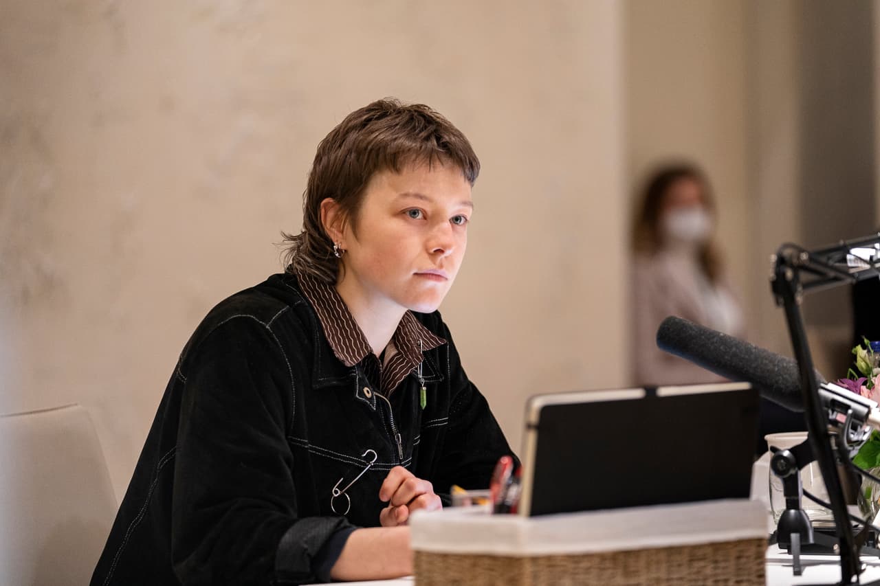 Emma D'Arcy como la princesa Rhaenyra Targaryen.