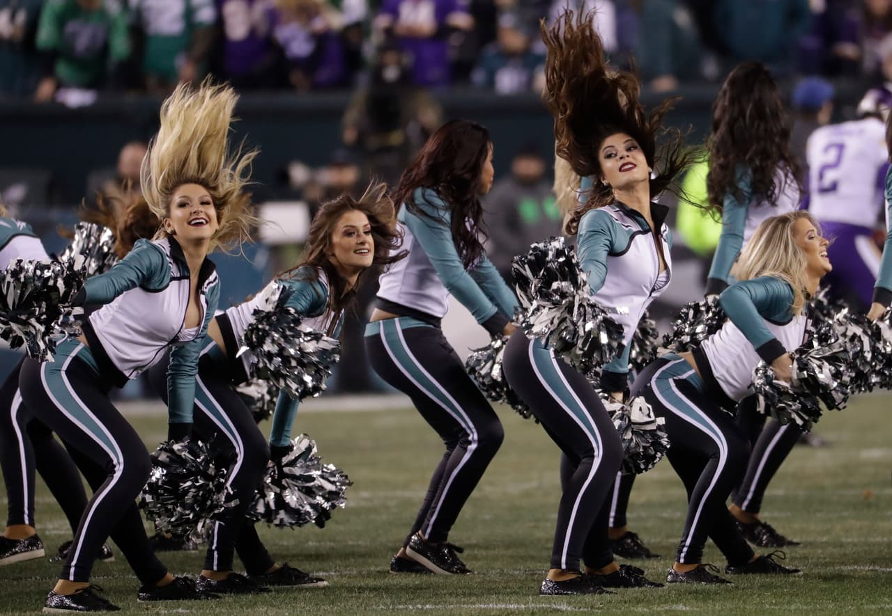 Las animadoras de Philadelphia Eagles le han dado vuelo a su belleza, sensualidad, energía y vitalidad como muestras de su fidelidad a un equipo que sueña con dar la sorpresa en el Super Bowl LII.