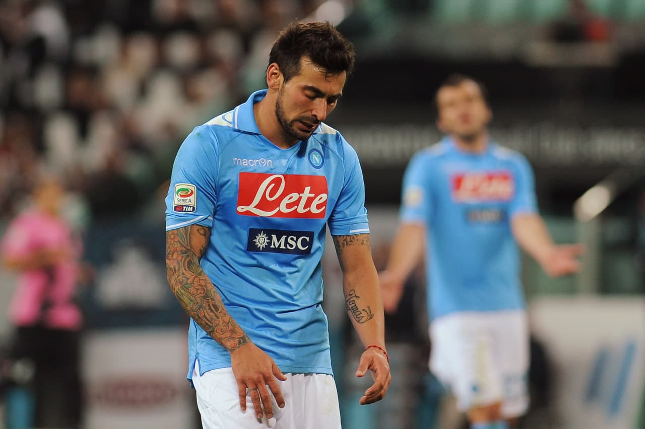 El Napoli acabó vendiendo a Ezequiel Lavezzi y a Edinson Cavani al París Saint-Germain.