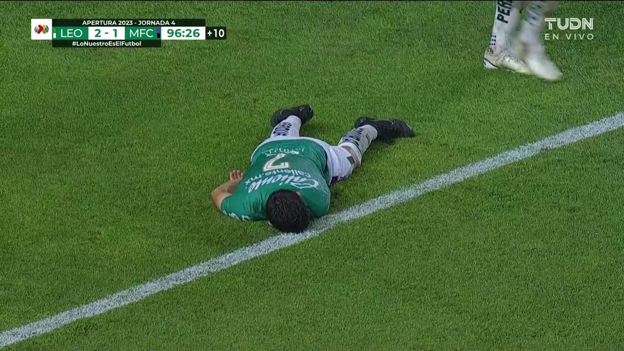 ¡TIRO ATAJADO! disparo por José Alvarado.