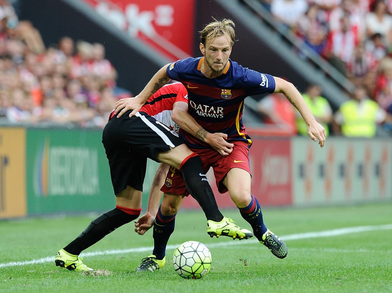 El actual campeón y el subcampeón tuvieron un debut complicado en la Liga Española ante el Bilbao y el Gijón respectivamente.