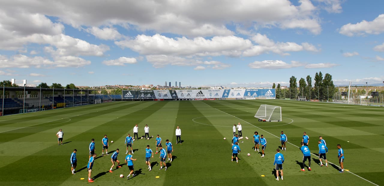 El primer equipo del Real Madrid haciendo uso de sus instalaciones en Valdebebas.