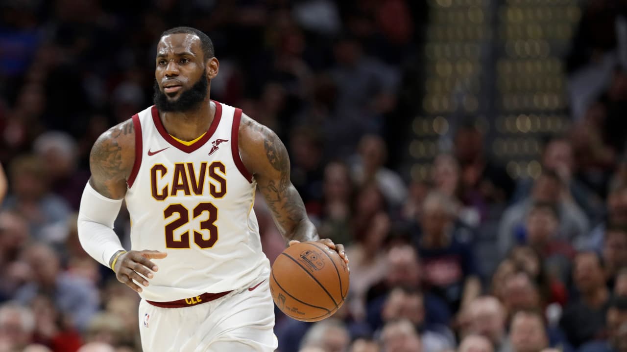 Como ya es costumbre, el máximo anotador de los Cavs fue LeBron James. Fueron 27 puntos para 'King', quien además consiguió seis asistencias.