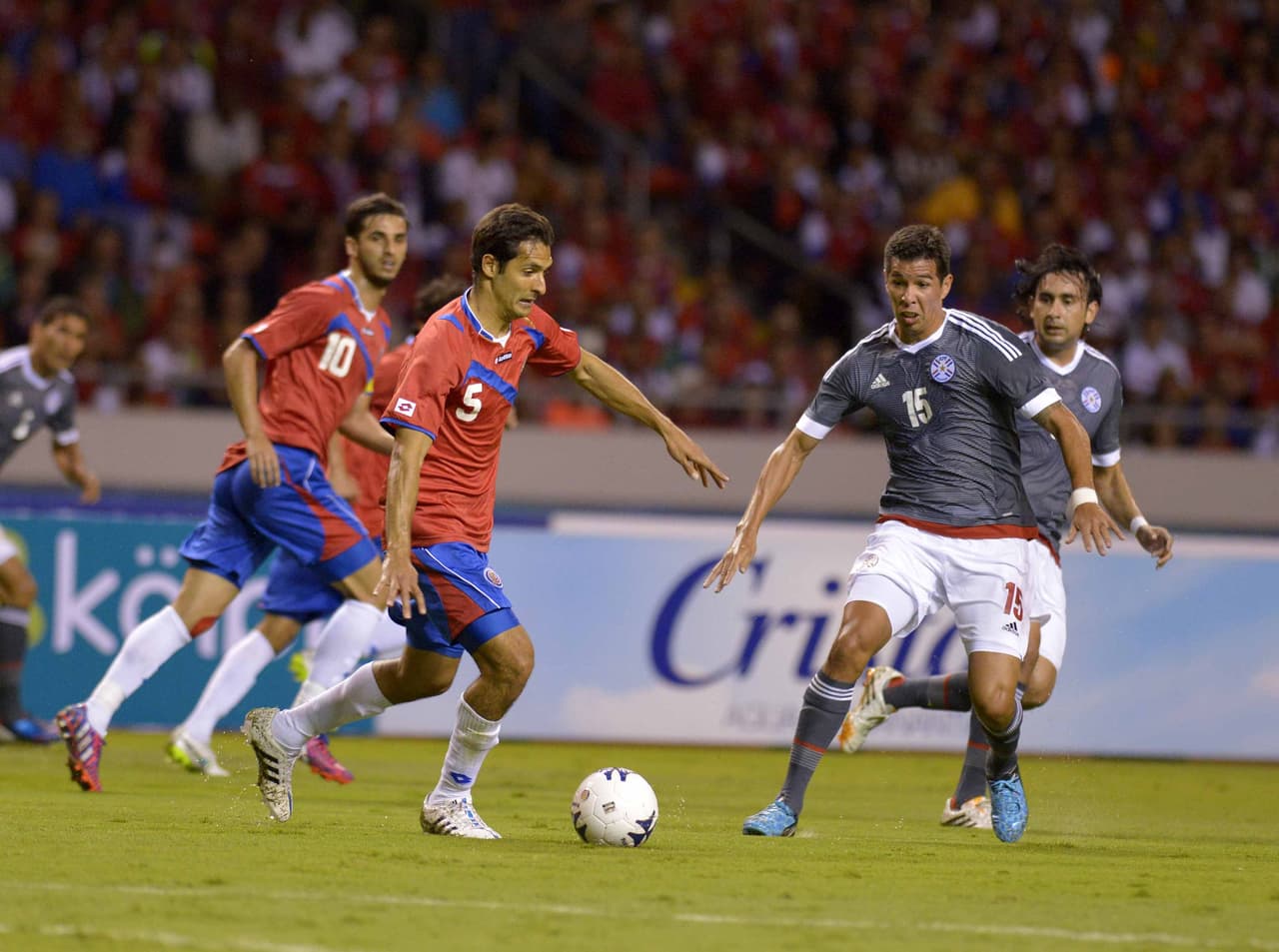 El último partido entre estas dos selecciones nacionales se dio el 26 de marzo de 2015, un amistoso en el Estadio Nacional de Costa Rica que acabó con un empate sin goles.