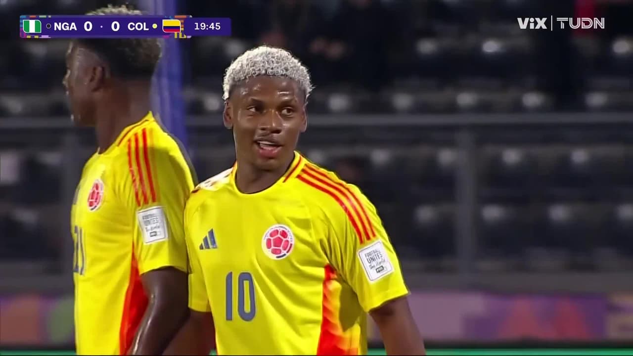 ¡Le anulan gol a Colombia! Canchimbo Morales está adelantado