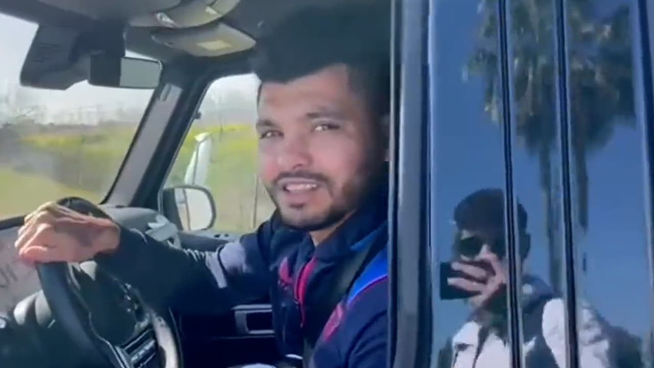 'Tecatito' Corona habla de su regreso a las canchas: "Vamos bien"