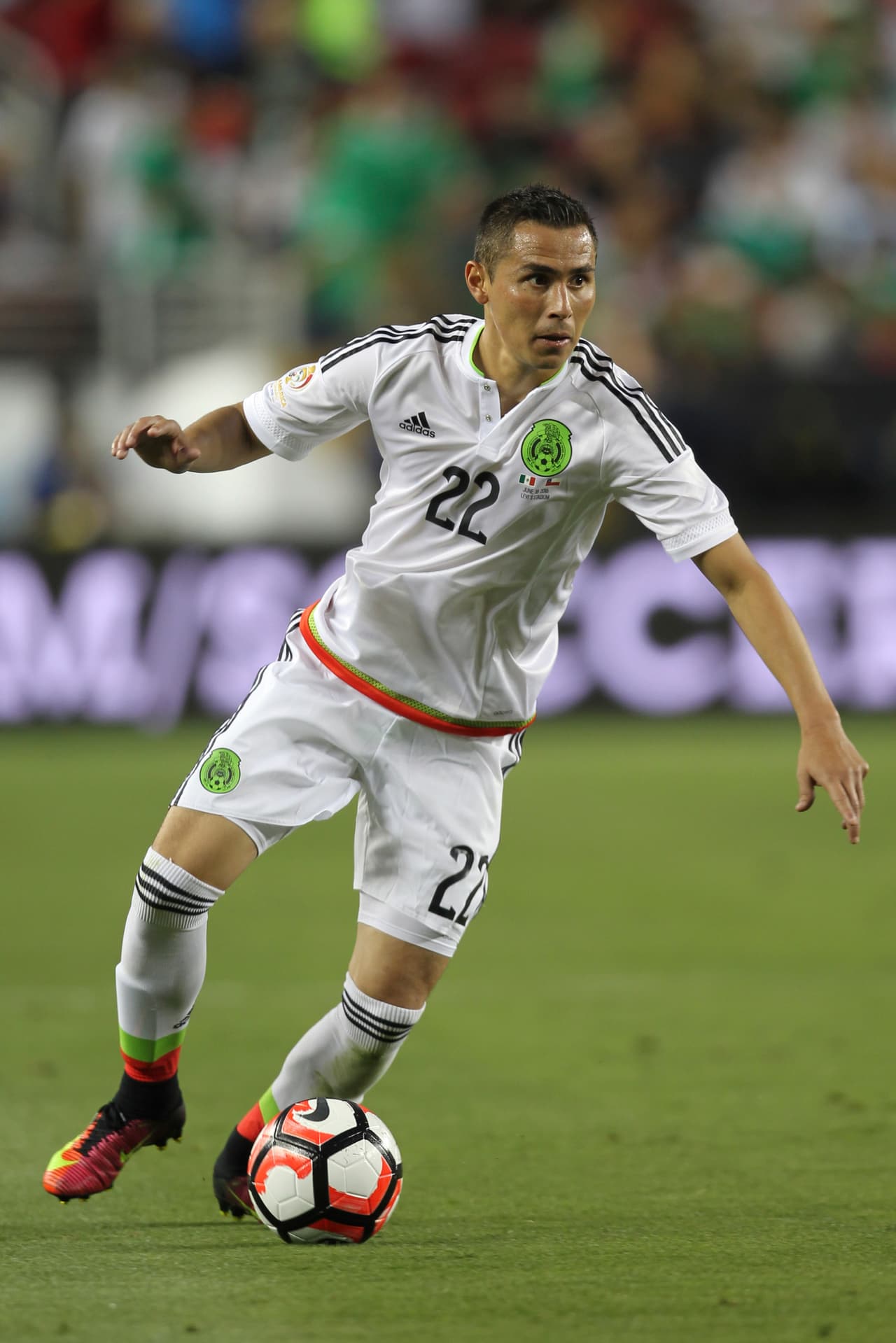 <b>DEFENSAS</b>:
<b>Paul Aguilar</b> (América) es de los habituales convocados al 'Tri' por su capacidad de desbordar por la banda.