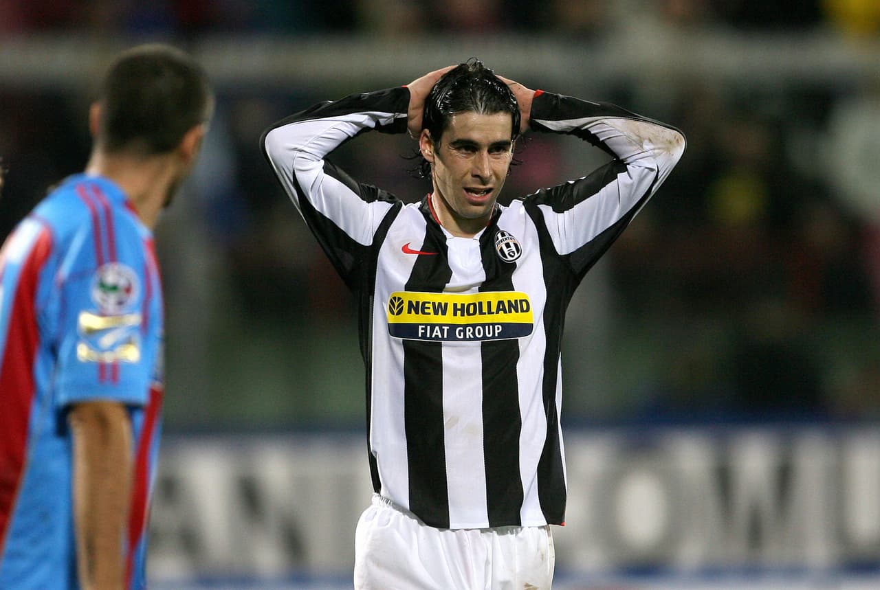 <b>Tiago Mendes:</b> fueron 10 años en los que vistió tanto la playera de la Juve como la del Atleti, de 2007 a 2017. Tres de esos años fueron en Italia y el resto en España en donde ganó seis trofeos, entre ellos una Liga y una Europa League.