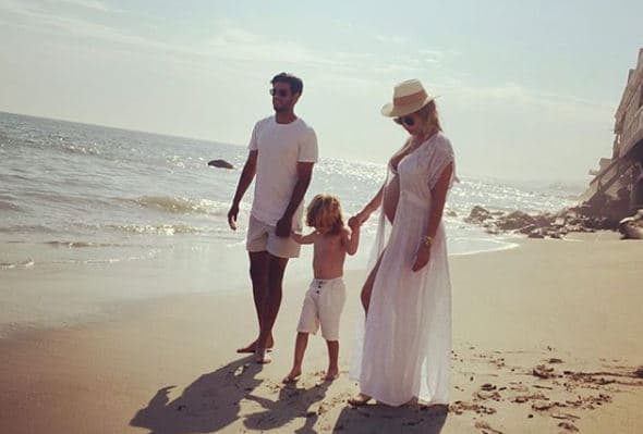 ¡Es niña! Vela es papá otra vez; prolonga su baja con LAFC