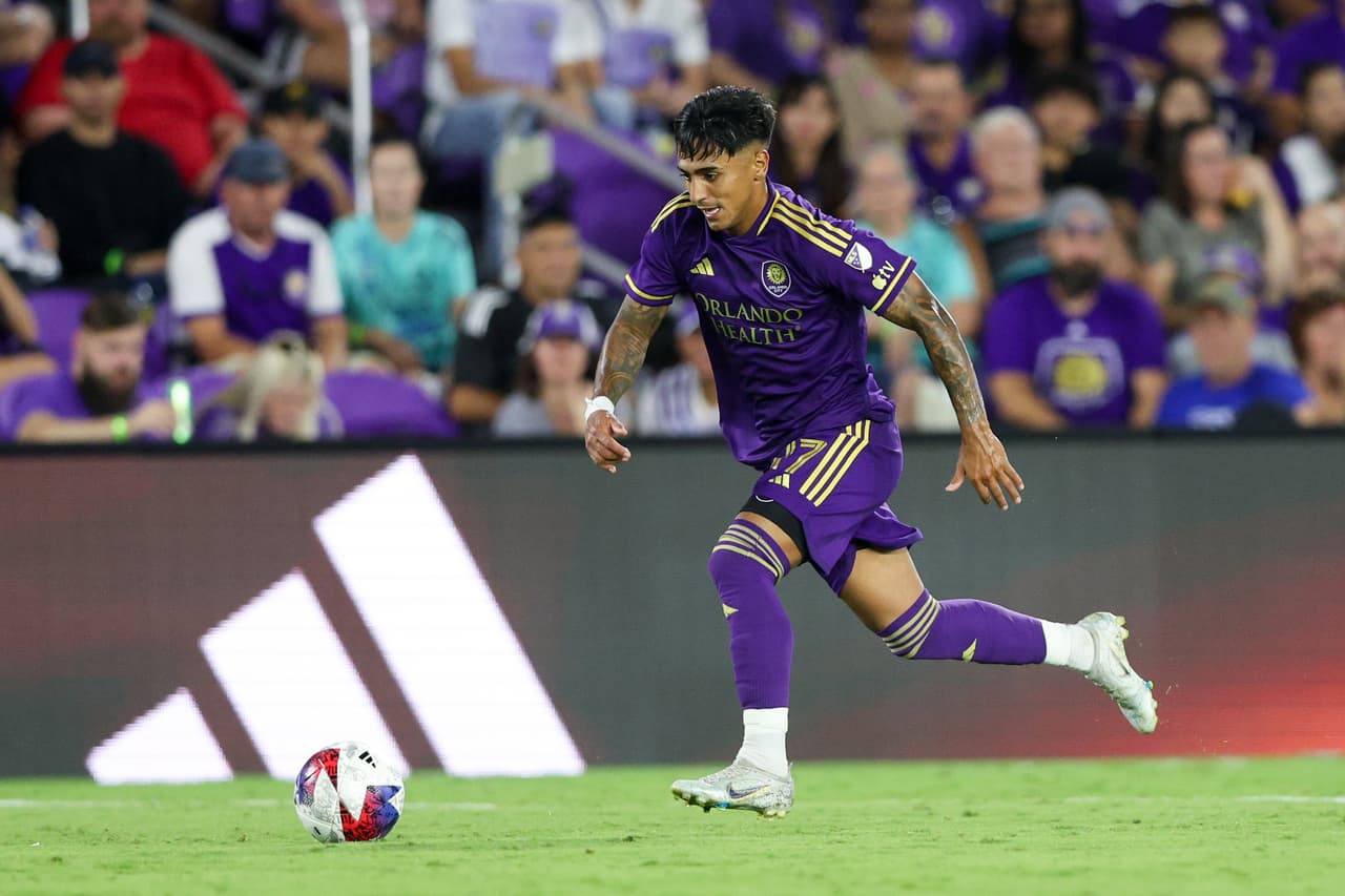 Mediocampista - FACUNDO TORRES (Orlando City SC)