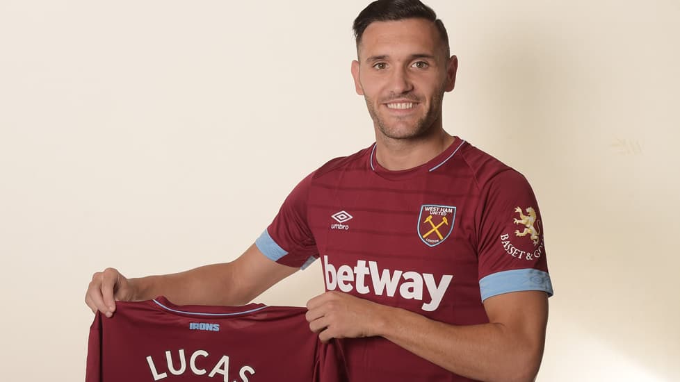 Lucas Pérez (Arsenal F.C.) pasa al West Ham United.