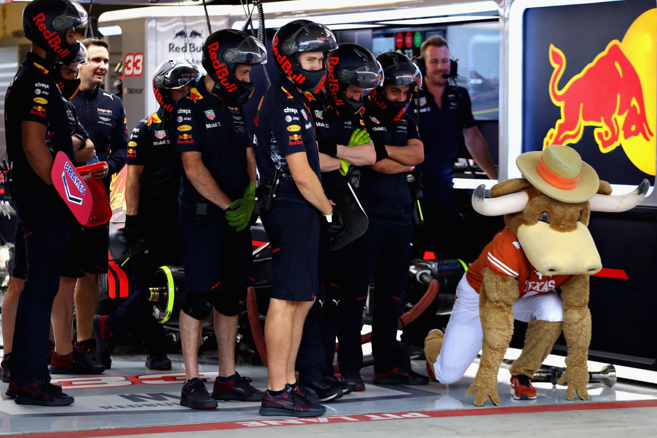 Aún así, luego de la diversión, todos estaban listos para el comienzo de una jornada intensa en la pista.