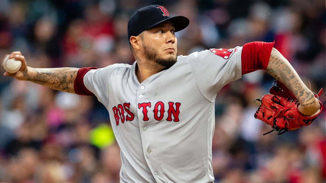 Los Red Sox dejan en libertad al mexicano Héctor Velázquez