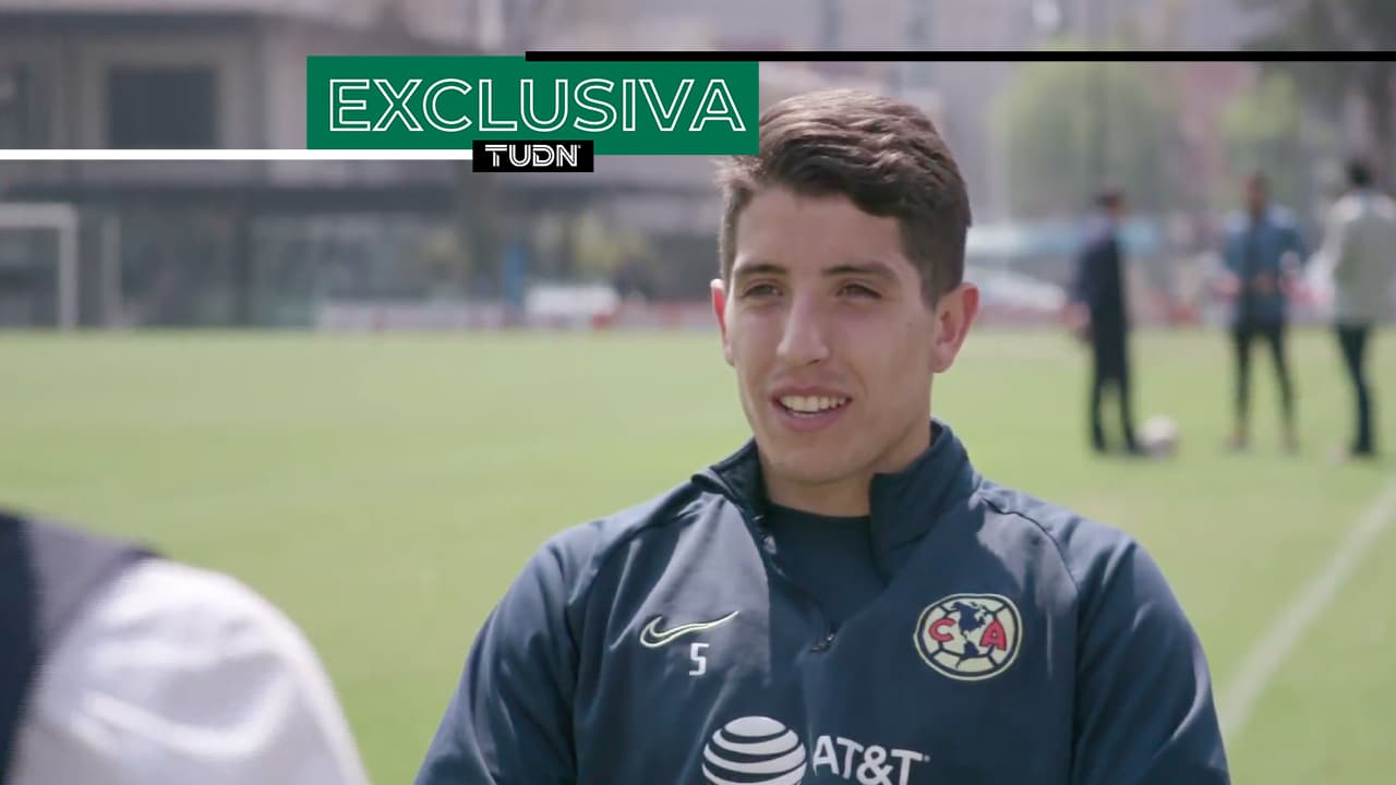 EXCLUSIVA | Cáseres: "Trato de hacer lo que Riquelme y Maradona"