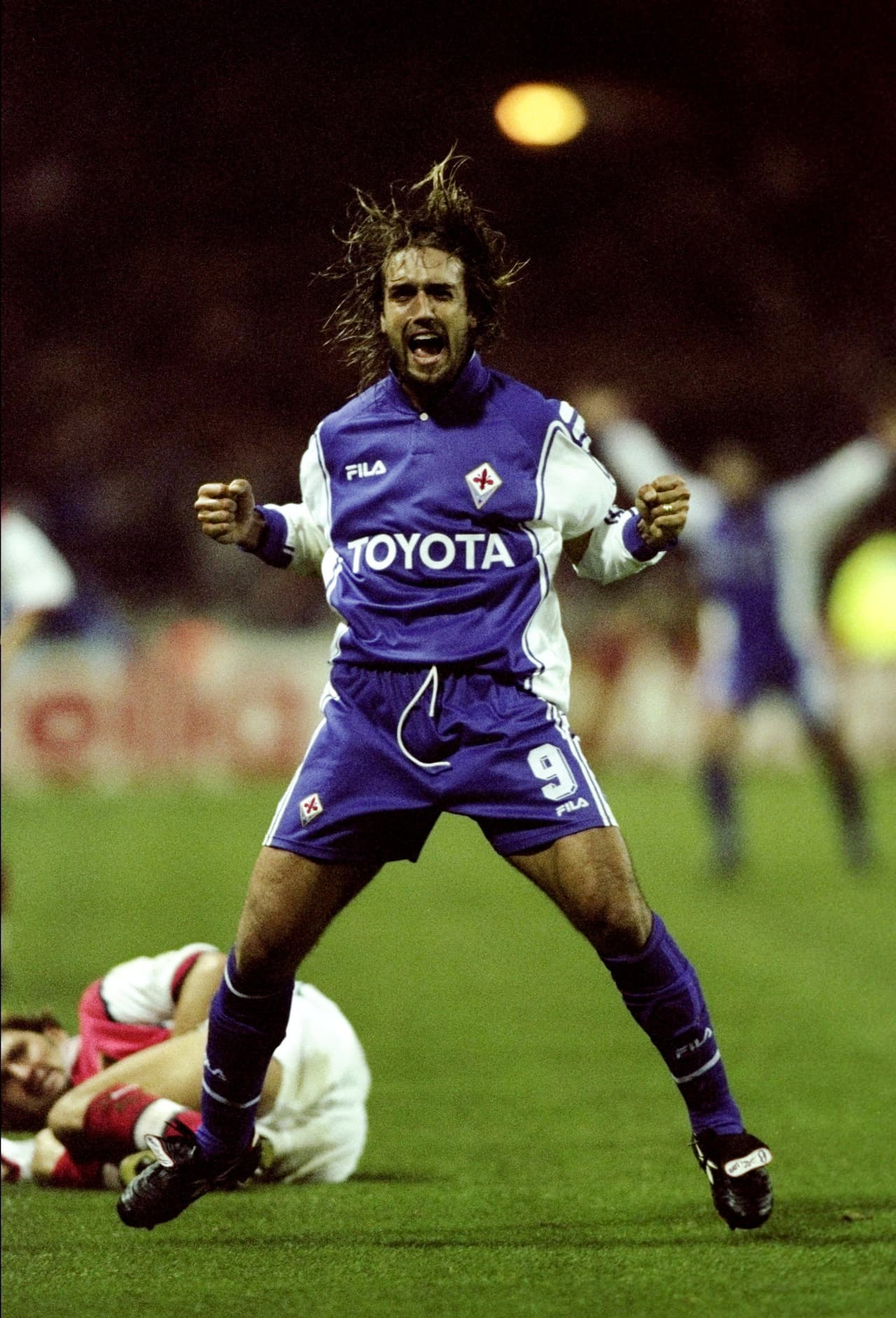 Nunca pudo ganar el Scudetto con la Fiorentina, pero ganó la Coppa Italia en 1996 ayudando al equipo a clasificar a la Champions League.