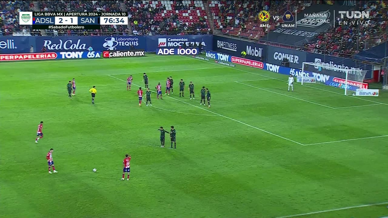 ¡TIRO ATAJADO! disparo por Franck Boli.