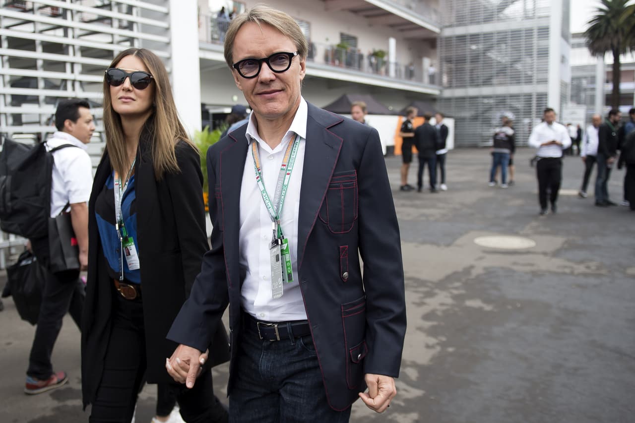 Adrián Fernández y Priscila Perales