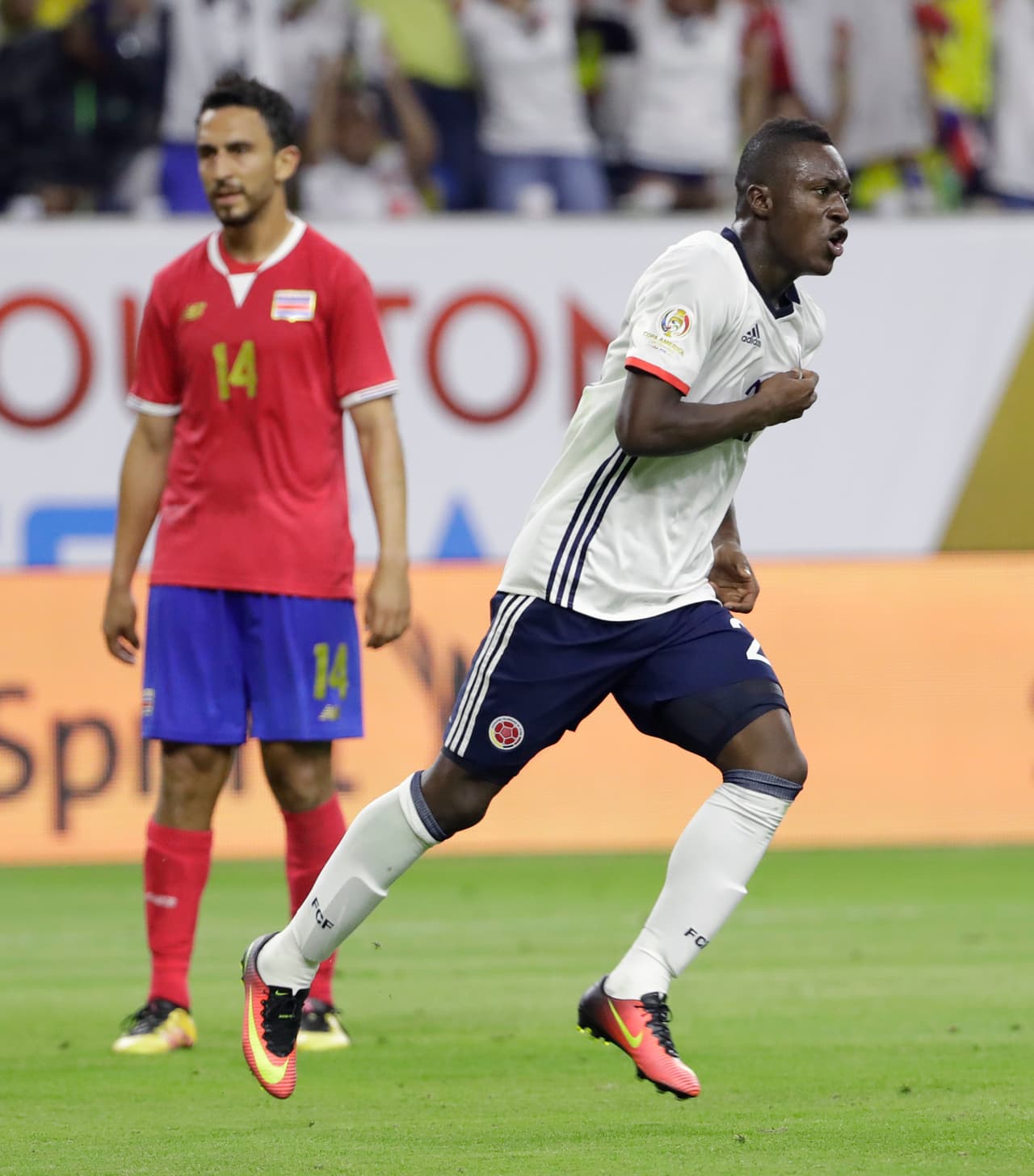 Marlos Moreno llegó al Dépor A Coruña a préstamo desde el Manchester City. Su paso por el club gallego no fue el mejor. La adaptación le costó demasiado y se quedó sin brillo.