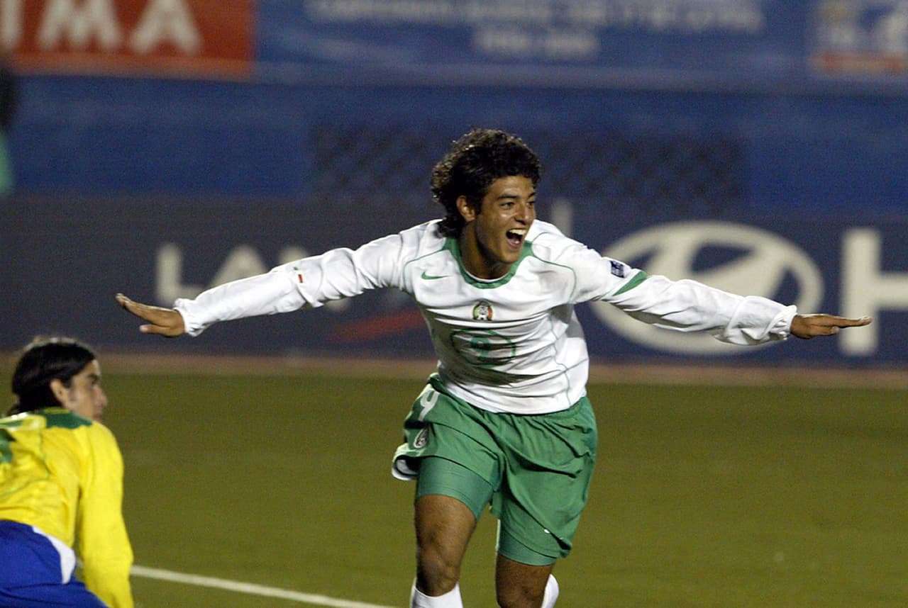 Carlos Vela fue el Balón de Oro en el Mundial de 2005, donde marcó 5 goles para el Tri.