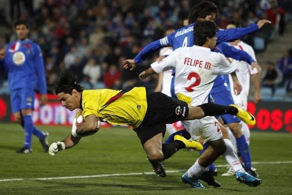 El Mallorca comenzó dominando, pero el equipo 'azulón' aguantó bien.