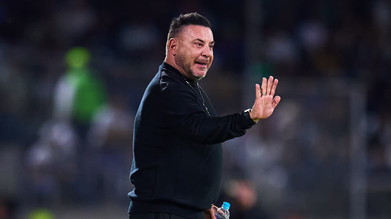 Antonio Mohamed advierte que el Toluca todavía está lejos de su techo