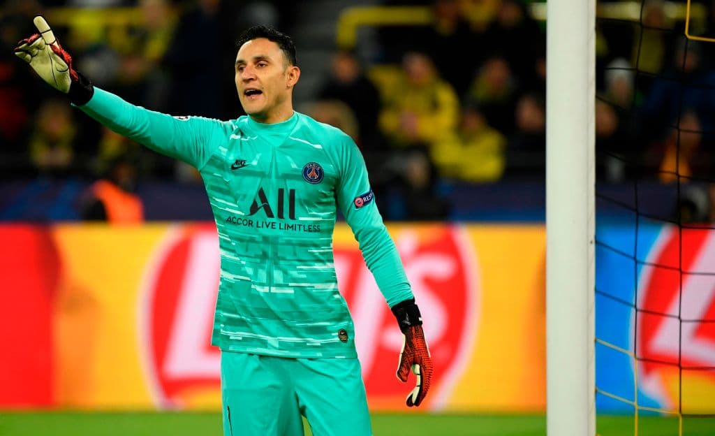 Paris tiene una última oportunidad para anotar.