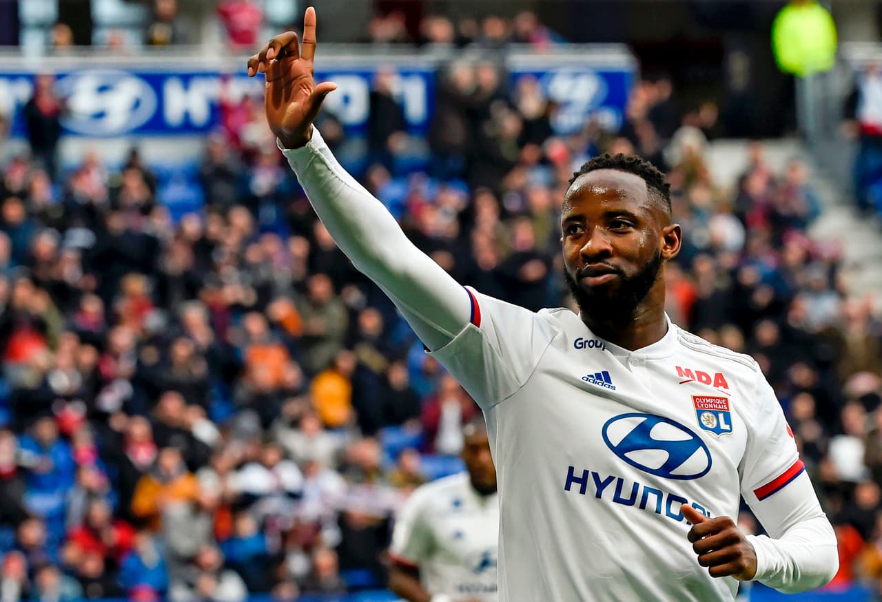 17 Moussa Dembele – Lyon | El francés anotó 16 ocasiones en 27 encuentros de la Ligue 1. Su promedio de goles por partido es de 0.59.