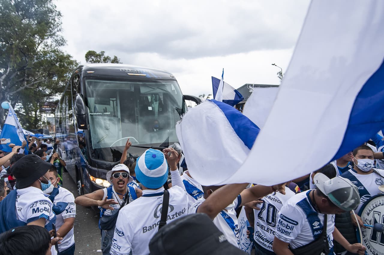La gente de los 'camoteros' mostró todo su apoyo.