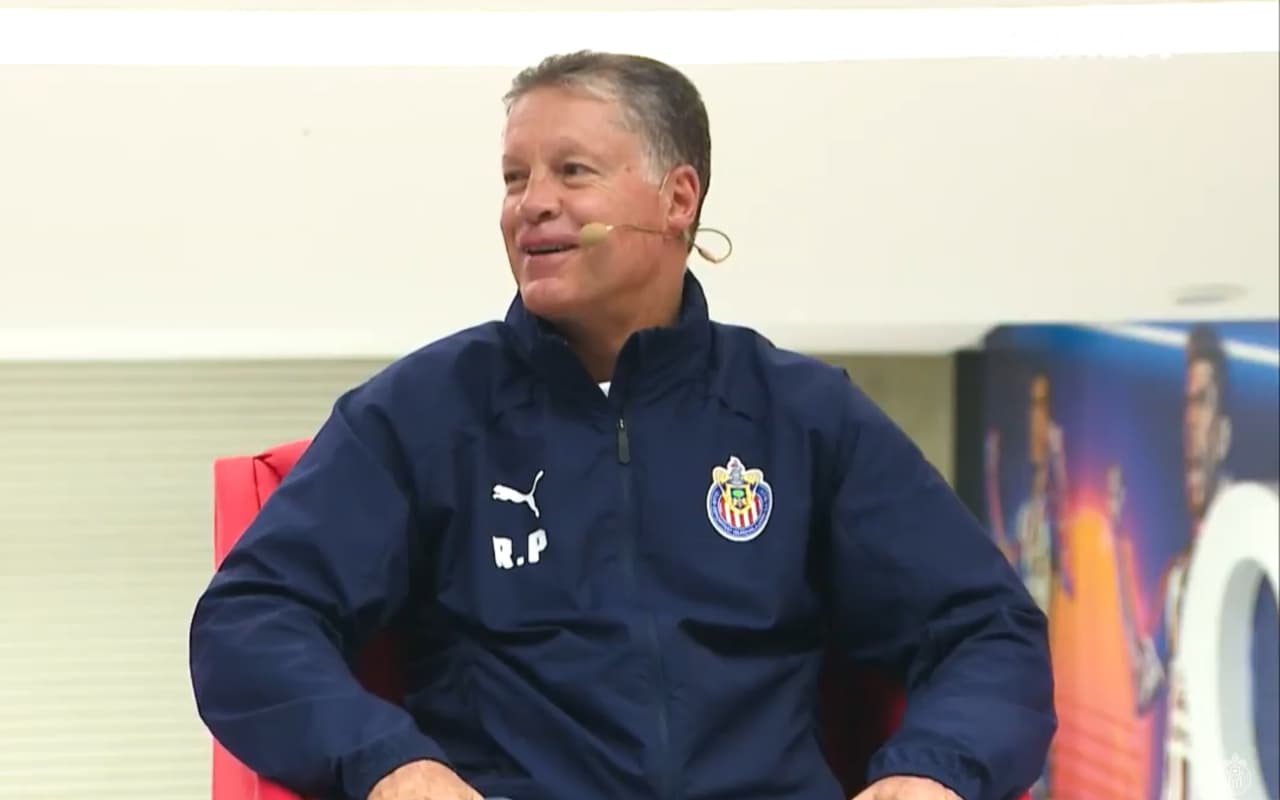 Peláez revela que sí buscó a Vela y Chicharito; 'Pocho' puede regresar