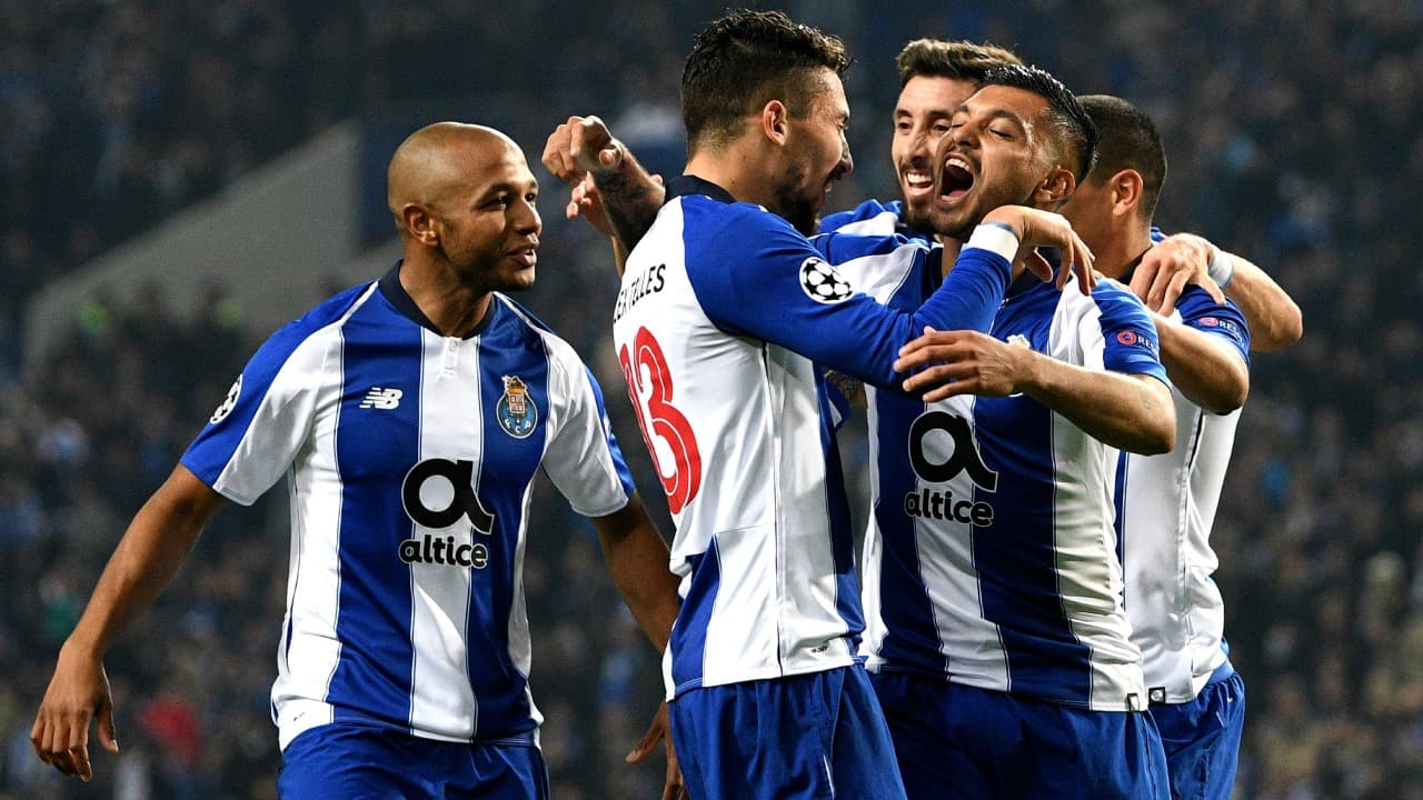 Jesús Manuel Corona y Héctor Herrera fueron piezas clave en la victoria del Porto sobre el Schalke 04.