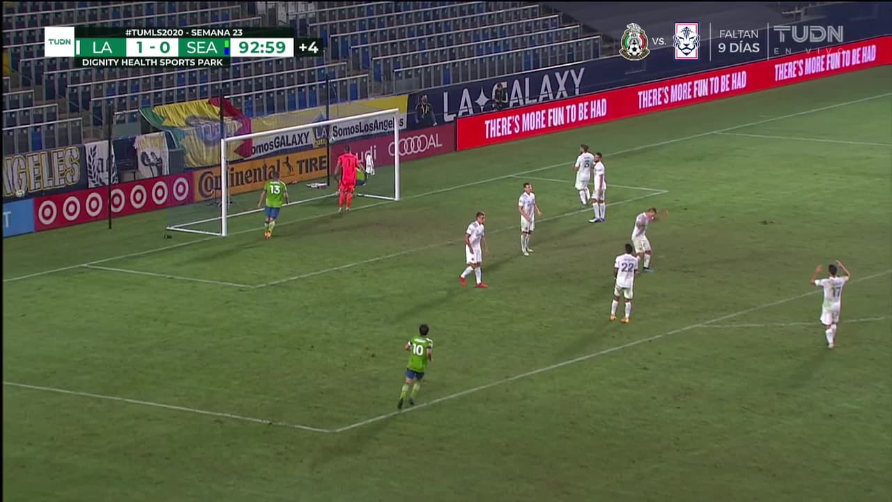 ¡GOOOL! Raúl Ruidíaz anota para Seattle Sounders FC.