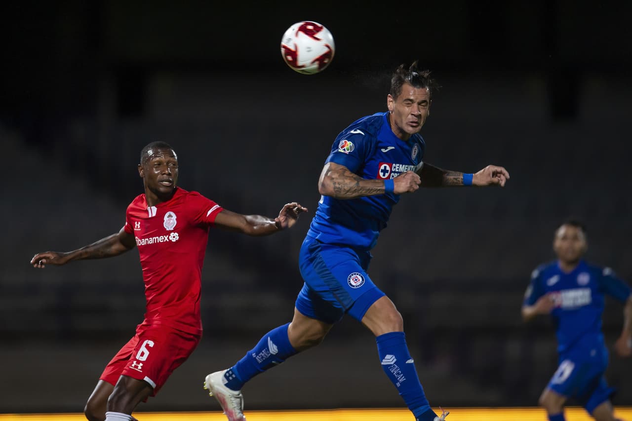 Con gol de Juan Escobar, la Máquina avanza a semifinales y el Toluca queda fuera de la Copa GNP por México.