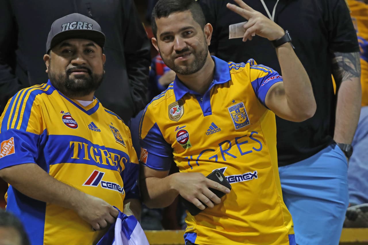 Los hinchas mexicanos llegaron hasta Costa Rica en una muestra más de fidelidad a sus colores felinos.