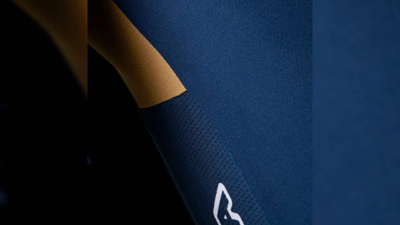 Atlético San Luis y Club León presentaron de manera oficial las nuevas ‘armaduras’ con las que enfrentarán sus compromisos en el máximo circuito del futbol mexicano.