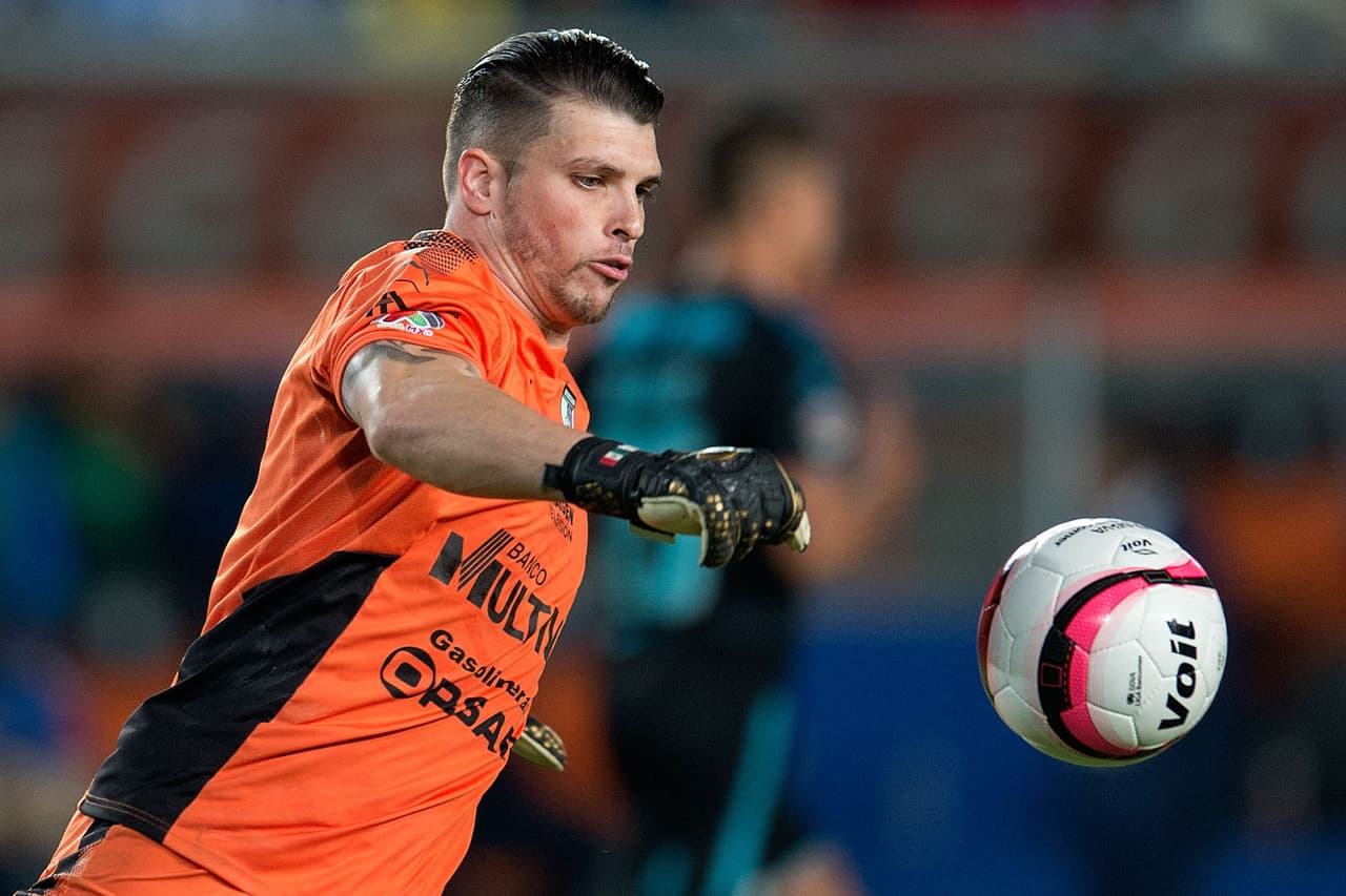 005 Tiago Volpi - Querétaro. Aportó 10 puntos en la jornada.