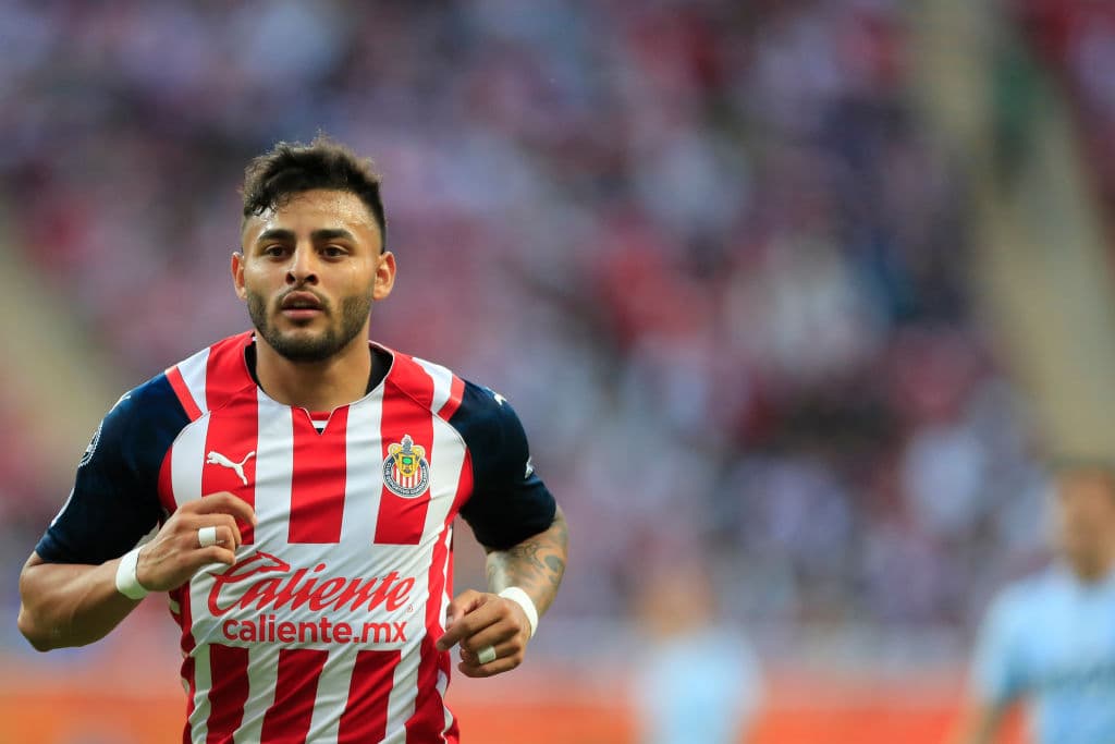 Chivas pierde a Alexis Vega para la fecha doble de la Liga MX