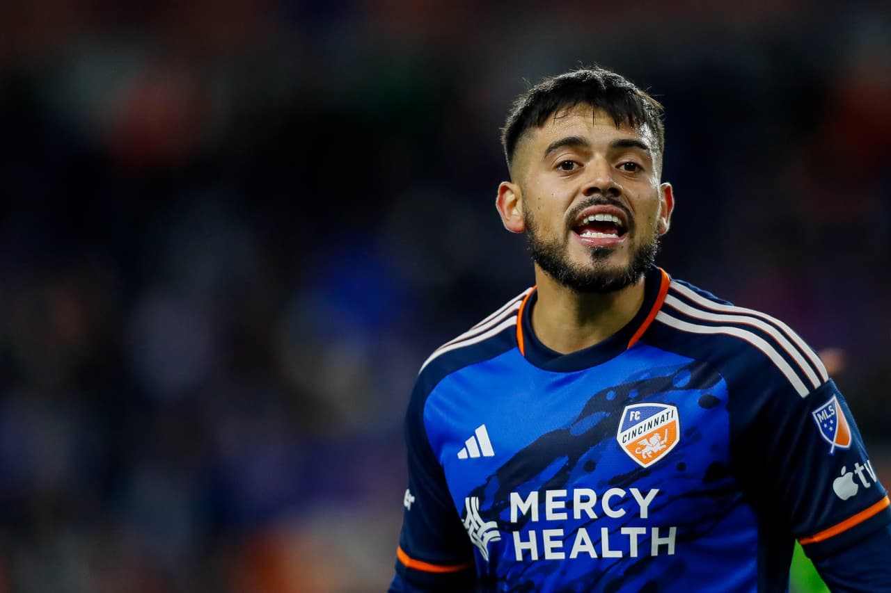 Mediocampista - JÚNIOR MORENO (FC Cincinnati)
<br>