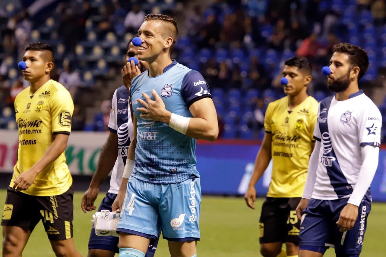 Todos los jugadores portaron un distintivo que sirve para generar conciencia en México durante el mes del autismo.