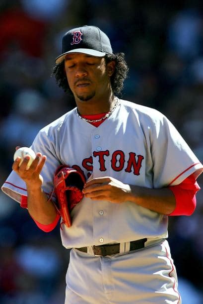 Jugó con 5 equipos de la Gran Carpa. Los Angeles Dodgers (1992-1993), Montreal Expos (1994-1997), Boston Red Sox (1998-2004), New York Mets (2005-2008) y Philadelphia Phillies (2009).