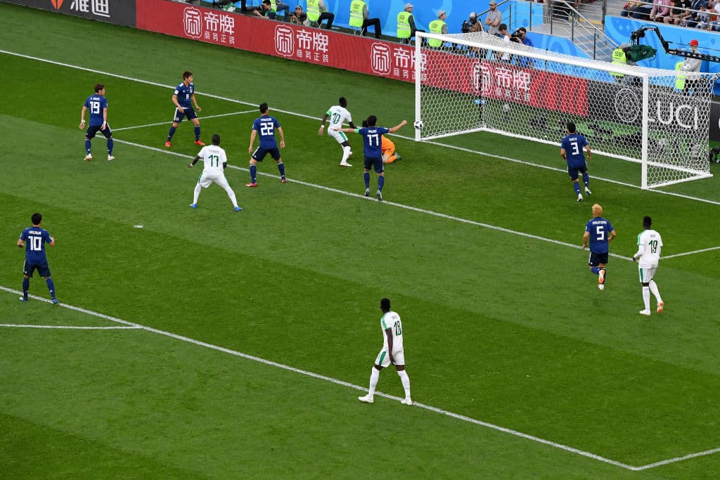 Sadio Mané marcó el primer gol al minuto 11 del primer tiempo, luego de un rebote que dejó el arquero y lo golpeó para poner el 1-0 a favor de Senegal.