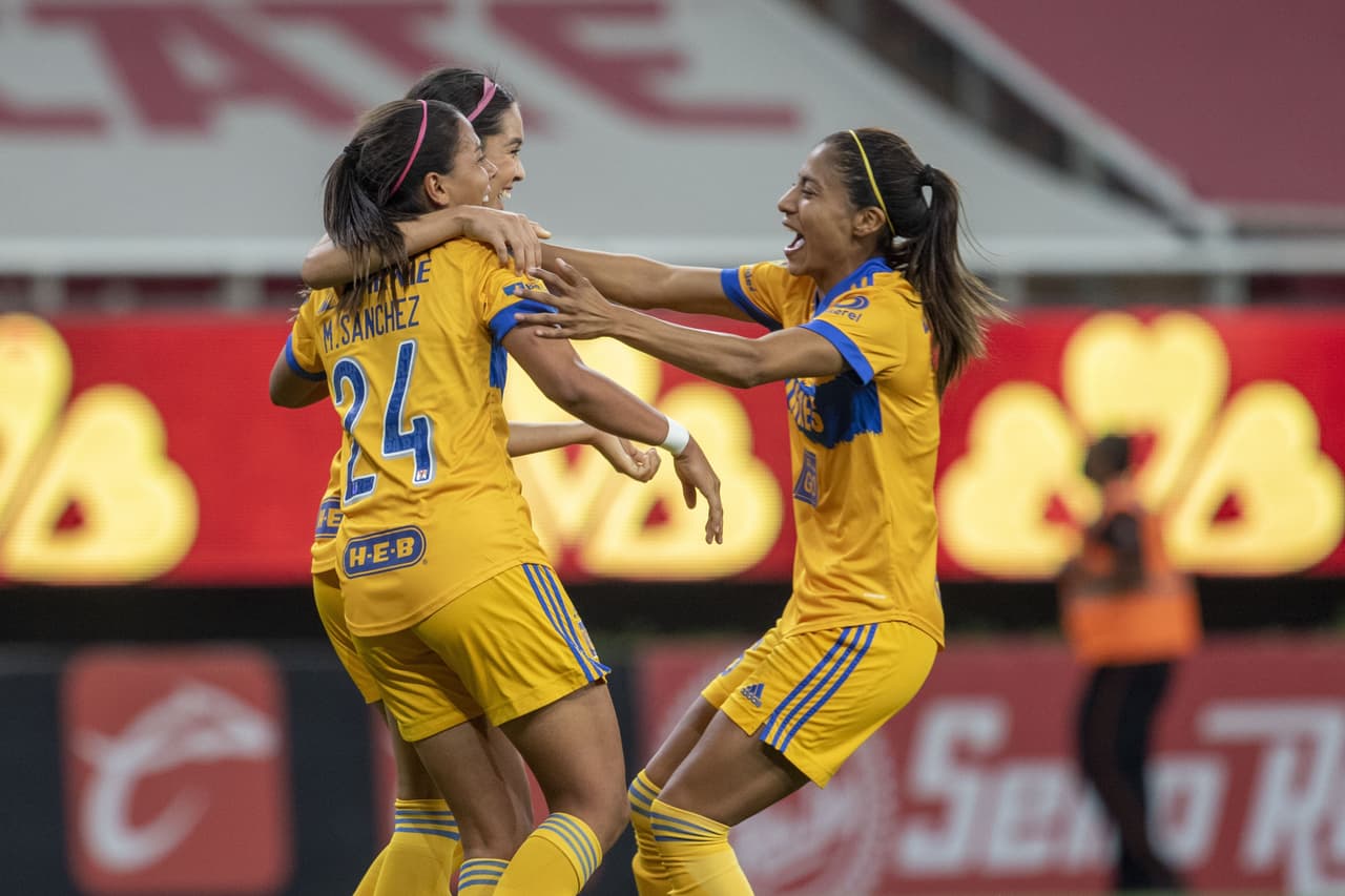 Tigres logró un frenético triunfo ante Chivas para llevarse un gol de ventaja en la Final de Ida de la Liga MX Femenil.